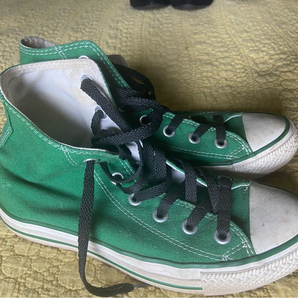Green high top converse